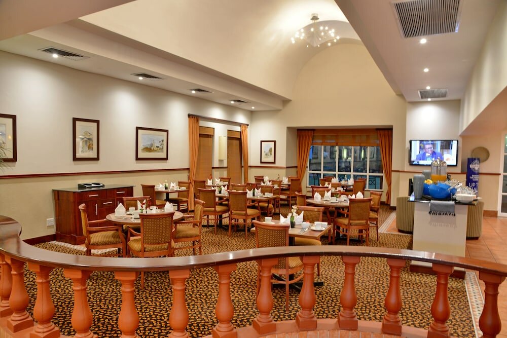 Фото Town Lodge George