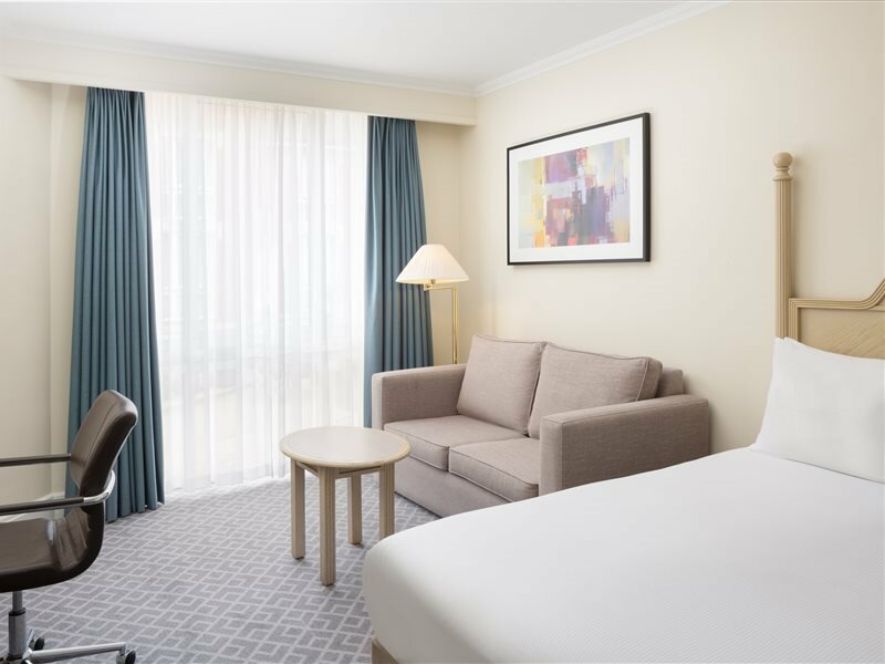 Фото Hilton Northampton