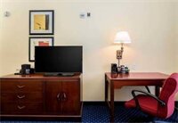 Фото Courtyard by Marriott Dallas - Lewisville