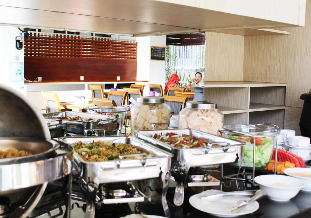 Фото The Legian Sunset Residence