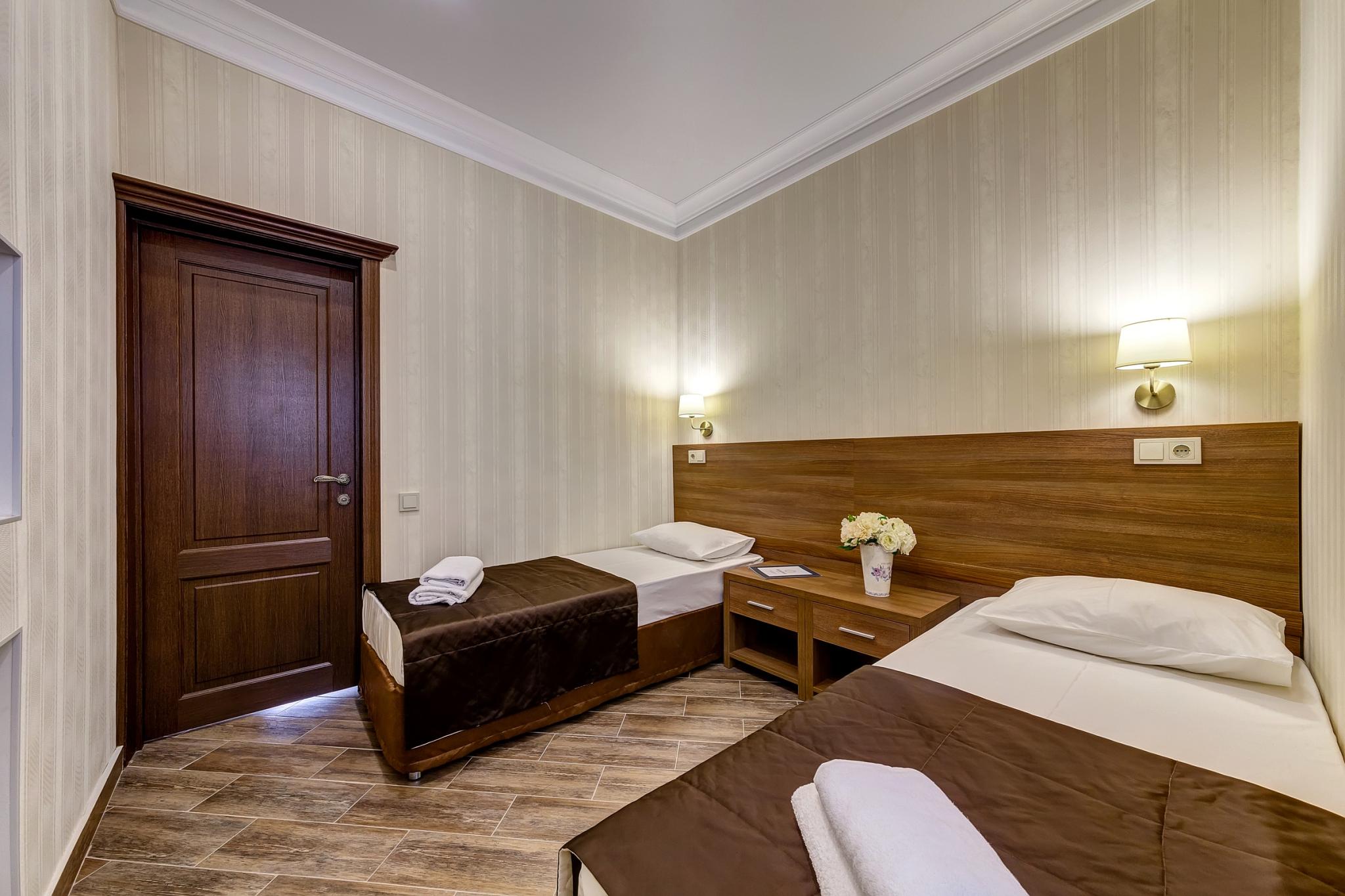 Фото Азария