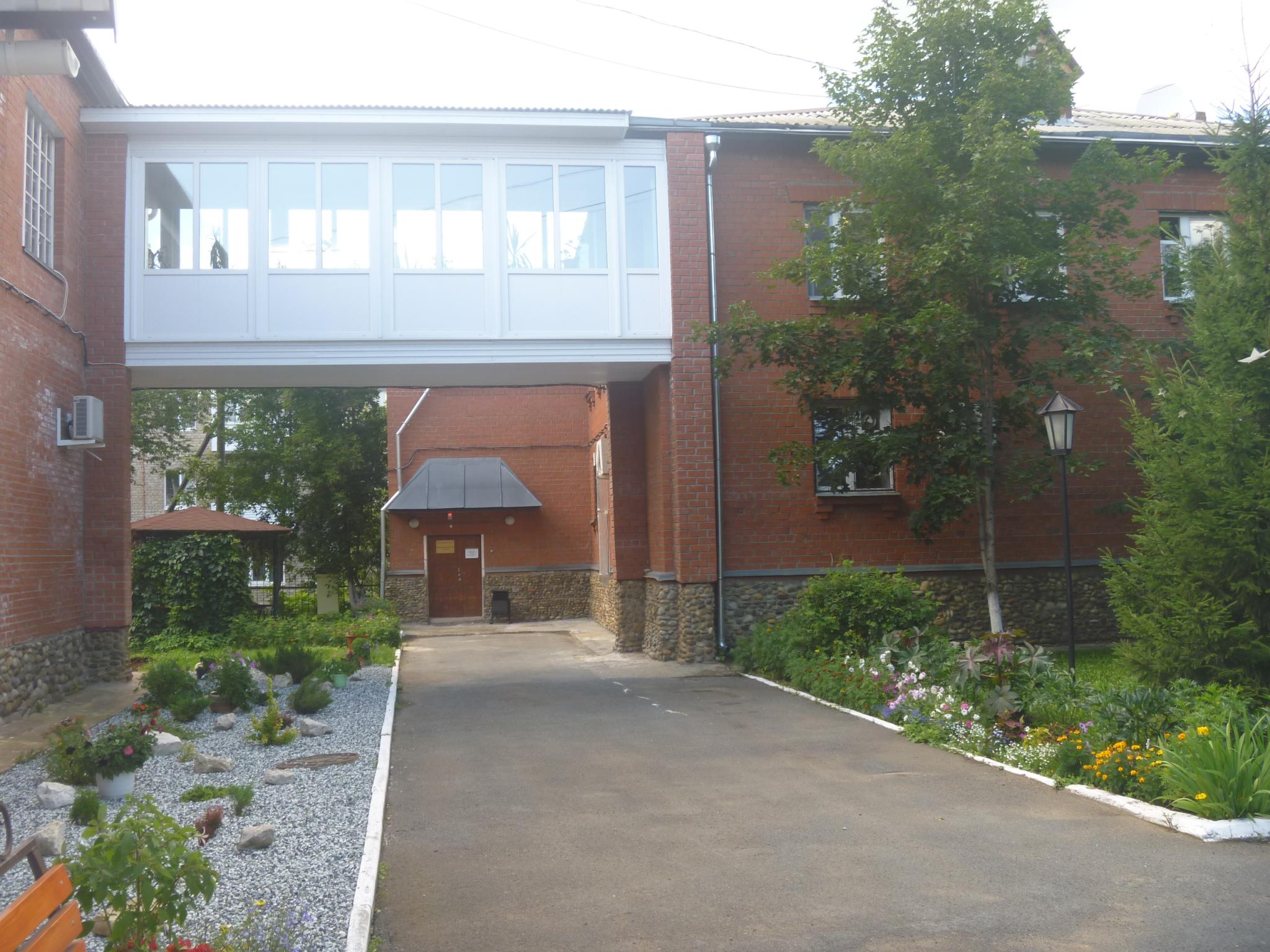 Фото Уральский