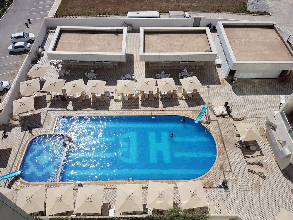 Фото Hocine Hotel Constantine