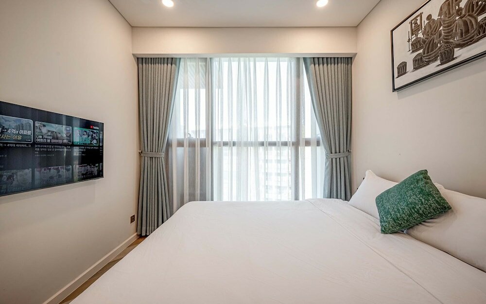 Фото The Metropole Sai Gon Residences