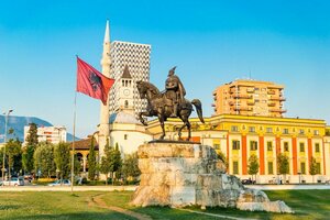 Гостиница Tirana Square Hotel