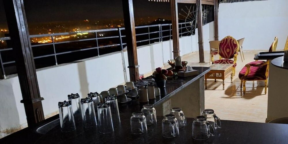 Фото Panorama 3 Pyramids View Inn