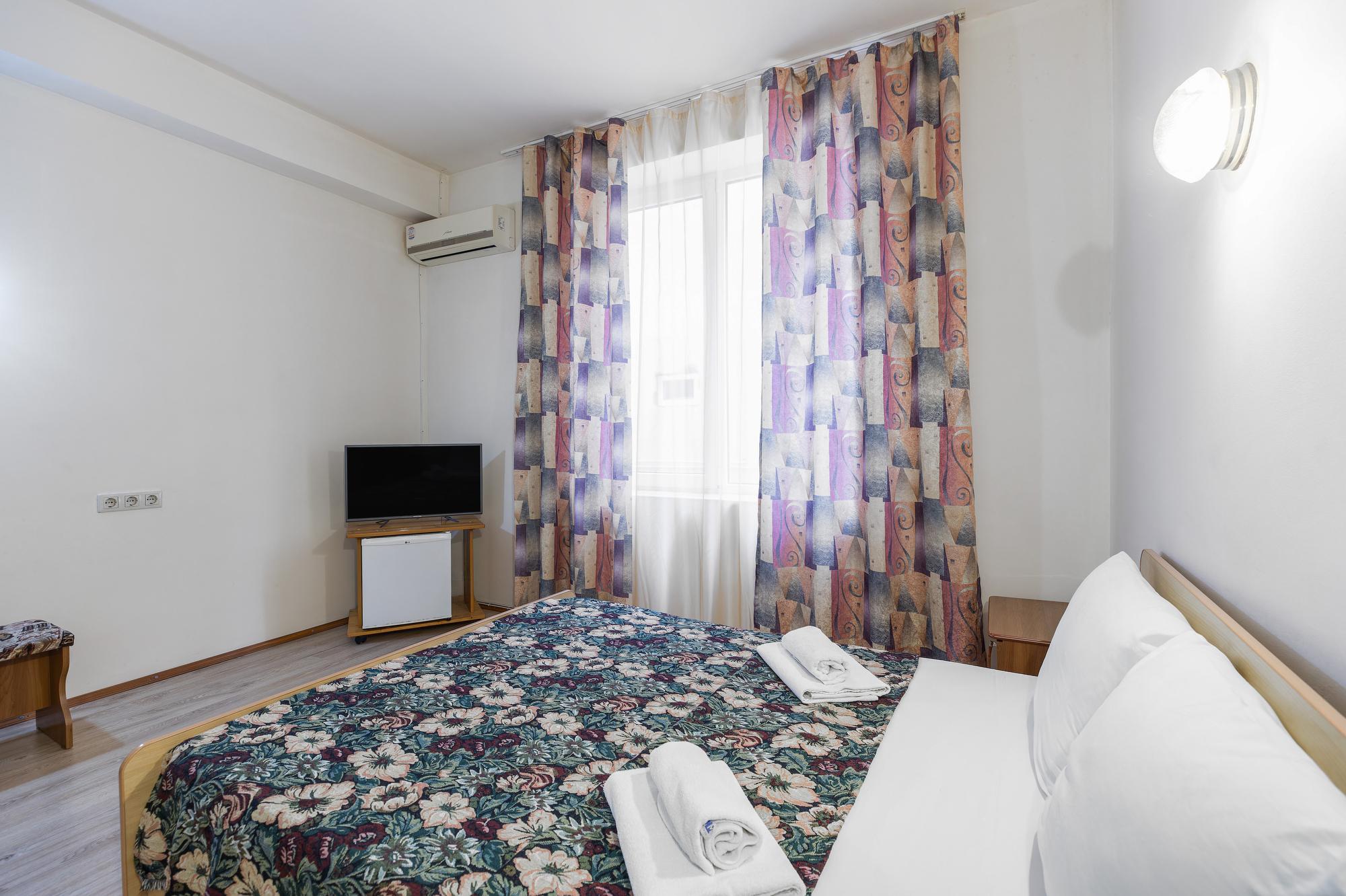 Фото Светлый Аллама групп