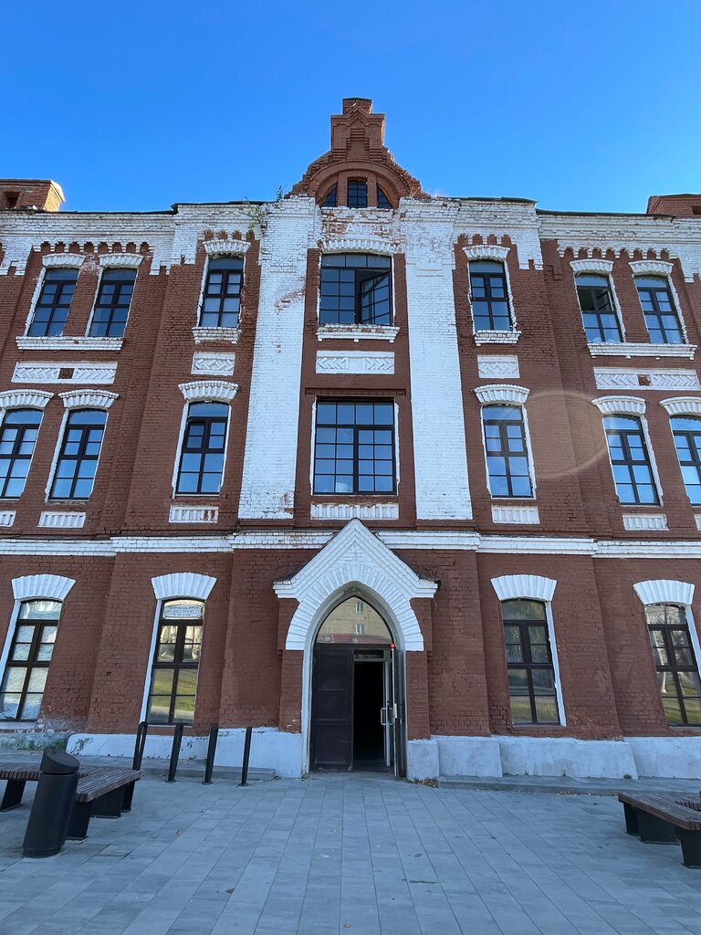 معلم جذب سياحي Казарма с Народным домом ، ، صورة