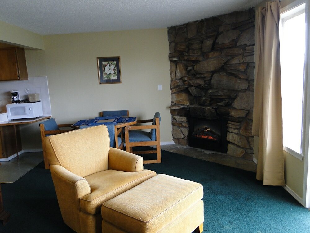 Фото Ocean Shores Inn & Suites