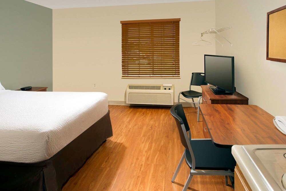 Фото WoodSpring Suites Tulsa