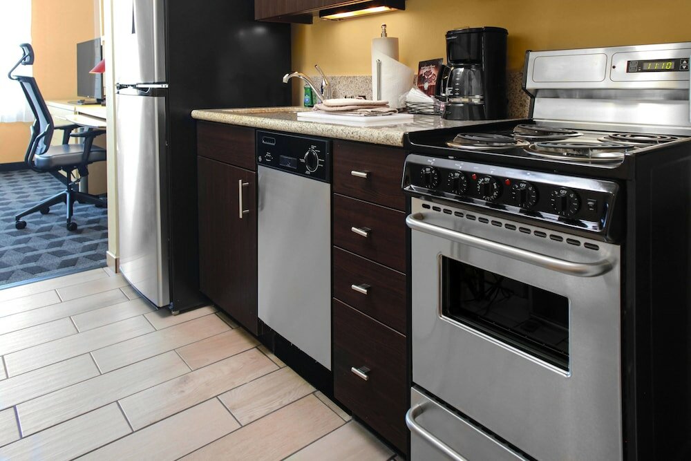 Фото Towneplace Suites Bakersfield West