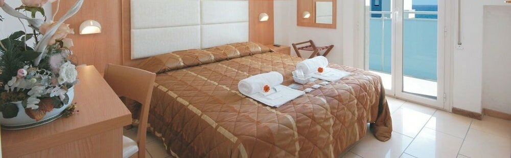 Фото Amadei Hotel Figaro & Apartments