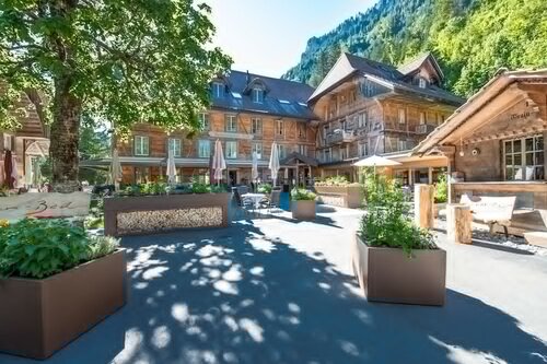 Внешний вид отеля Kemmeriboden Bad Swiss Quality Hotel в Шангнау, фото 5