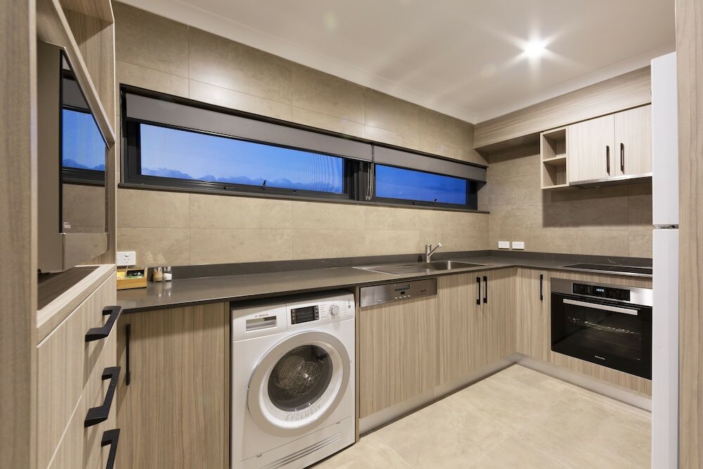 Фото Forrest Hotel and Apartments