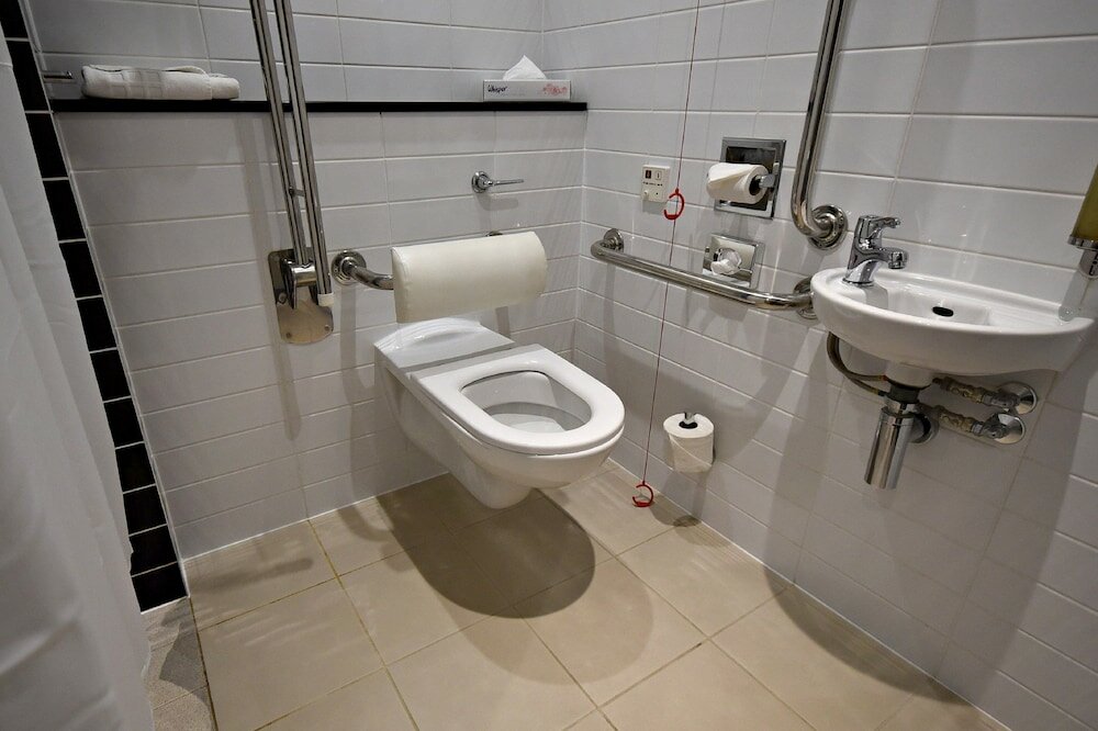 Фото Holiday Inn Express Manchester City Centre - Arena