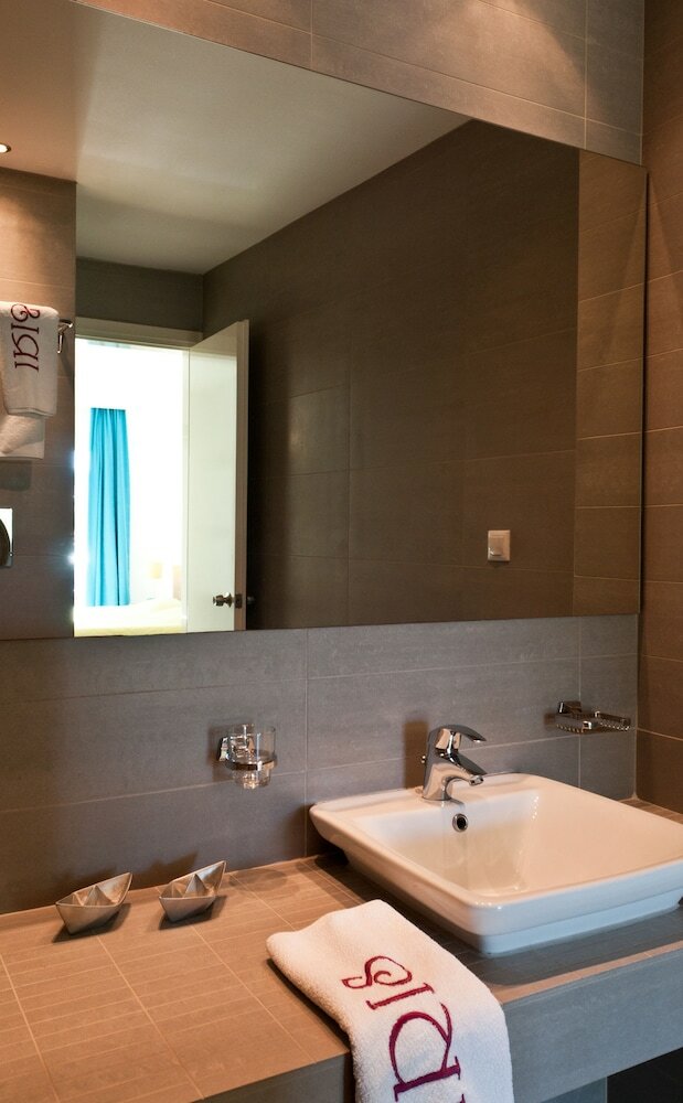 Фото Iris Skiathos