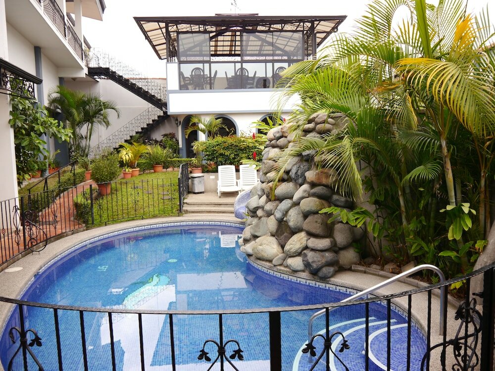 Фото Santo Tomas Hotel