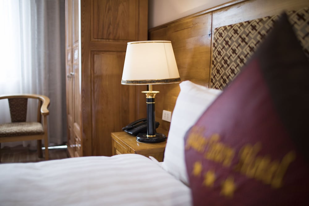 Фото Golden Town Hotel