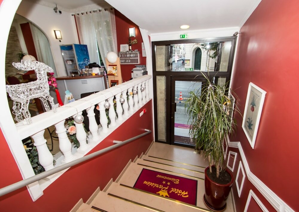 Фото Hotel Parisien