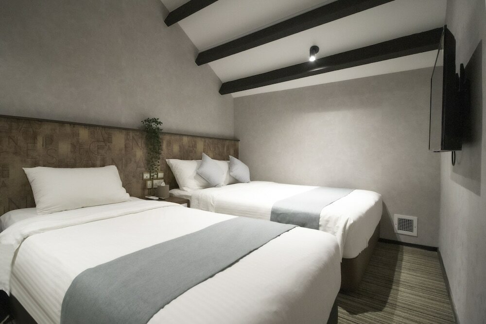 Фото Harbour Ville Hotel Hamilton - Lavender