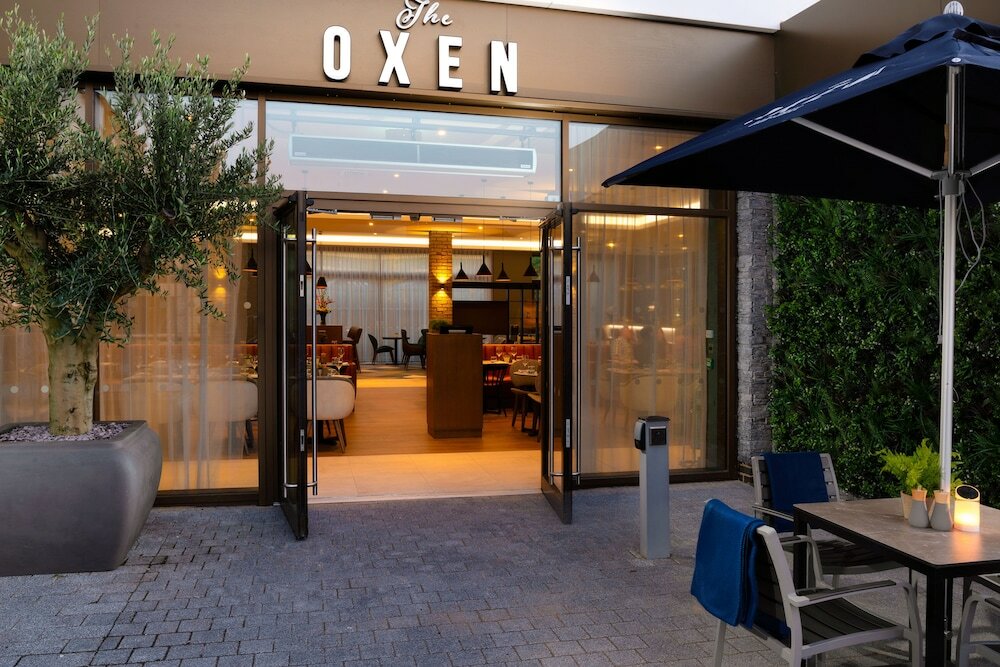 Фото Courtyard by Marriott Oxford South