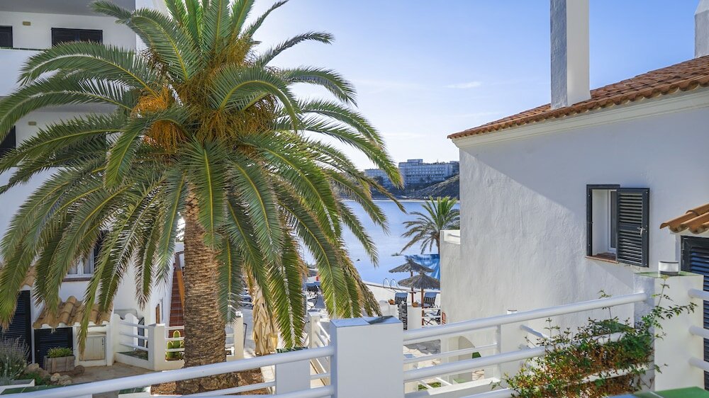 Фото White Sands Beach Club