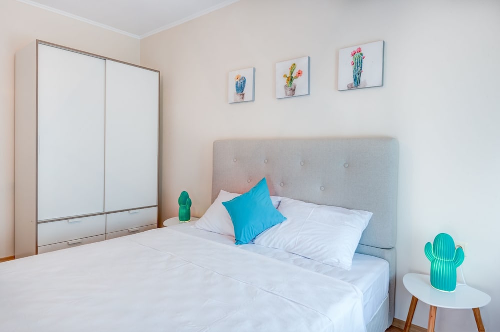 Фото Venera & Anastasia Palace Apartments