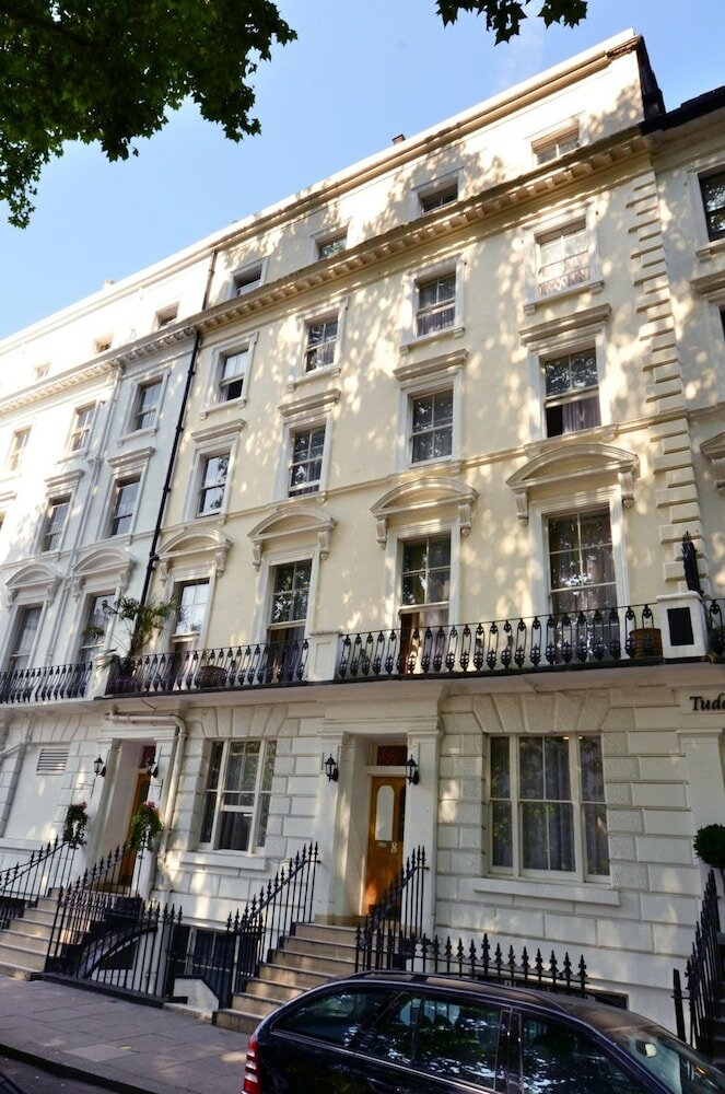 Фото Norfolk Inn Paddington