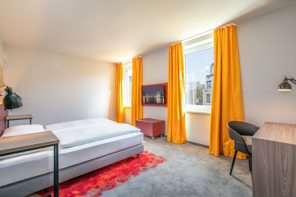 Фото Campanile Duisburg City