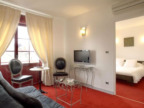 Гостиница Hôtel de la Cognette в Исудёне