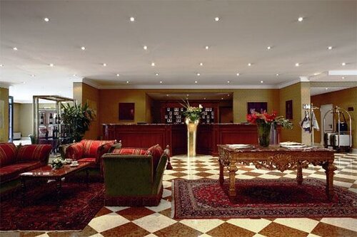 Гостиница Shg Hotel De La Ville в Виченце