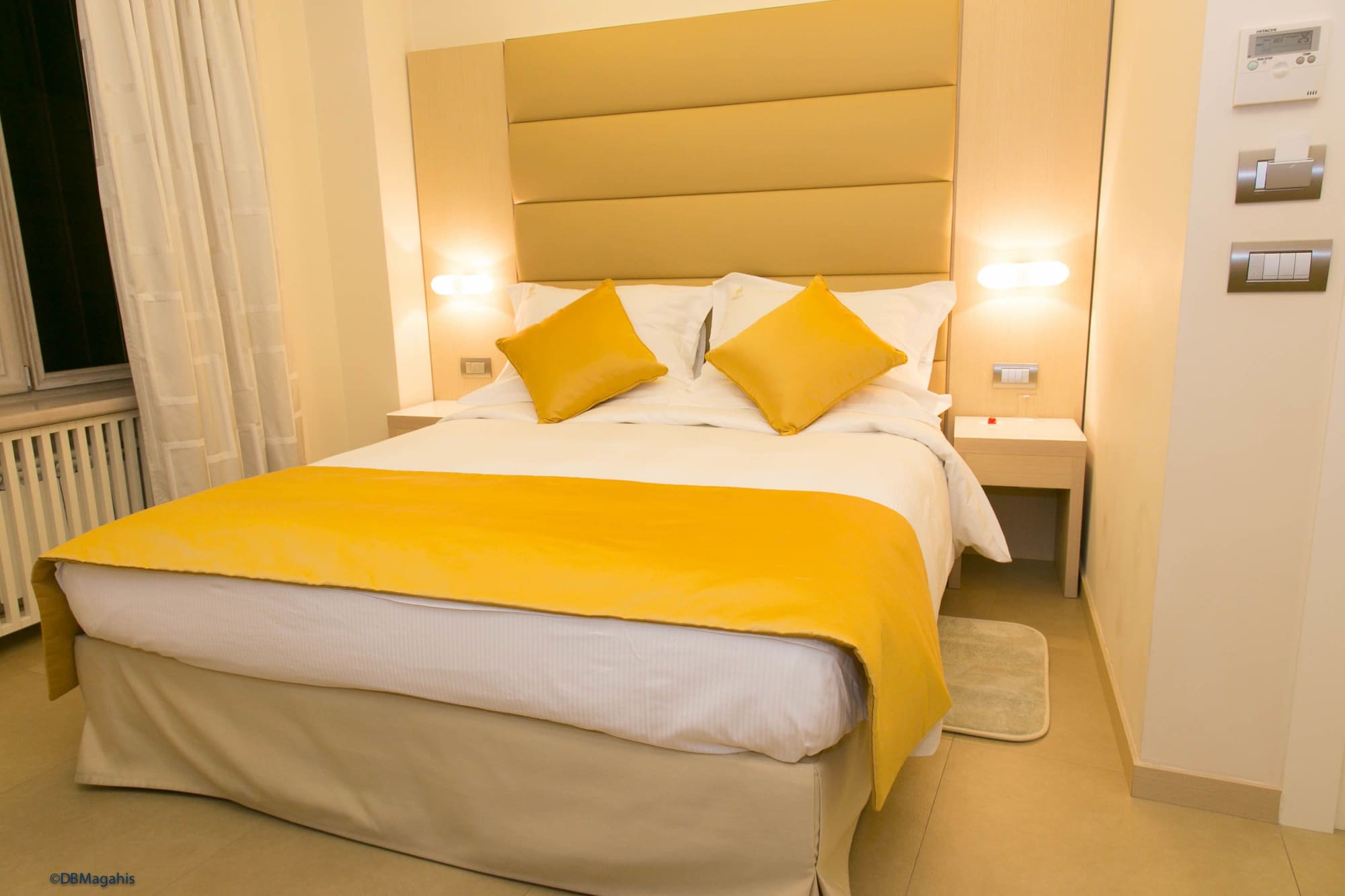 Фото Augustana House