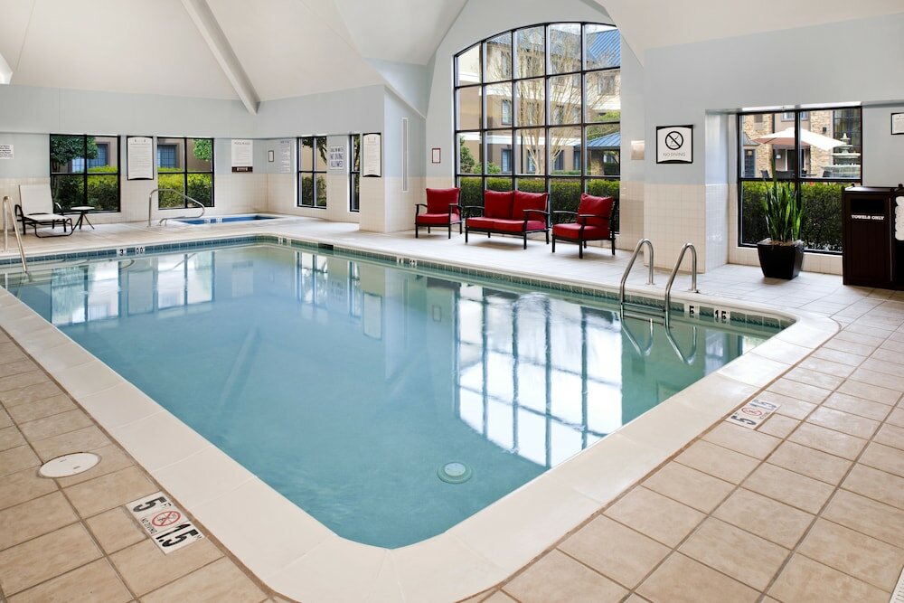 Фото Staybridge Suites Charlotte Ballantyne, an Ihg Hotel