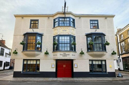 Гостиница The Salisbury Arms Hotel в Графстве Хартфордшир