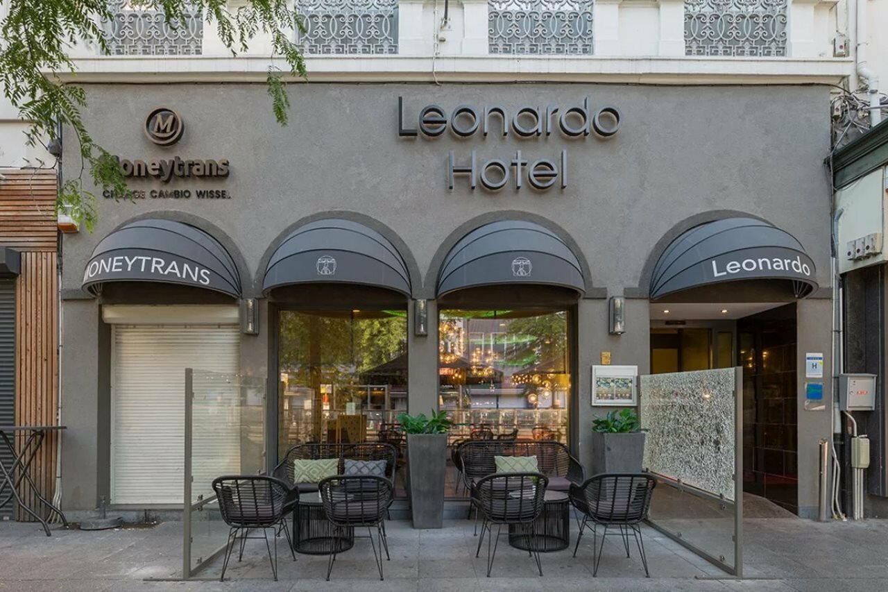 Фото отеля 1