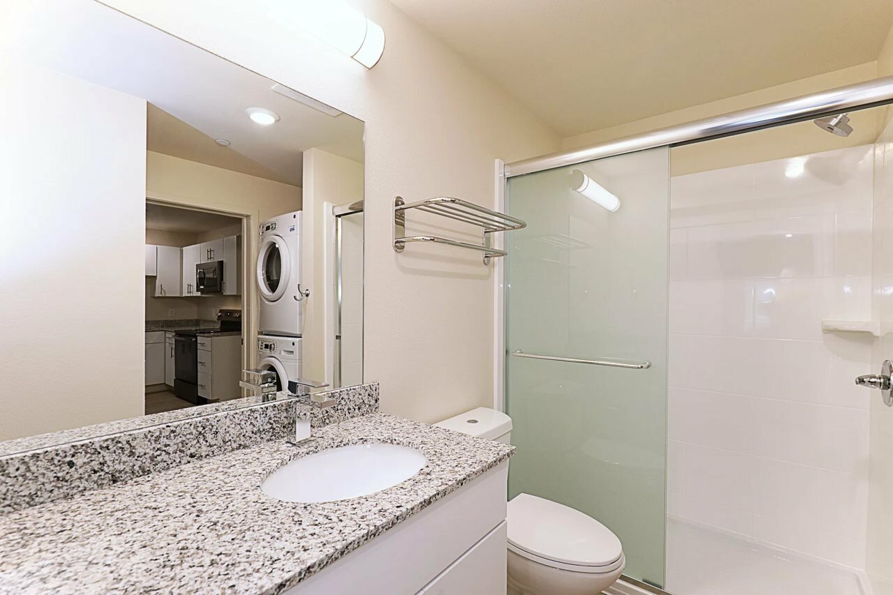 Фото Waterwalk Raleigh Rtp