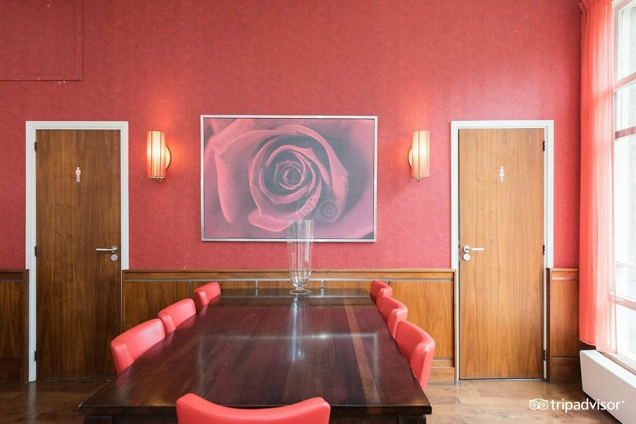 Фото City Hotel Rembrandt Square