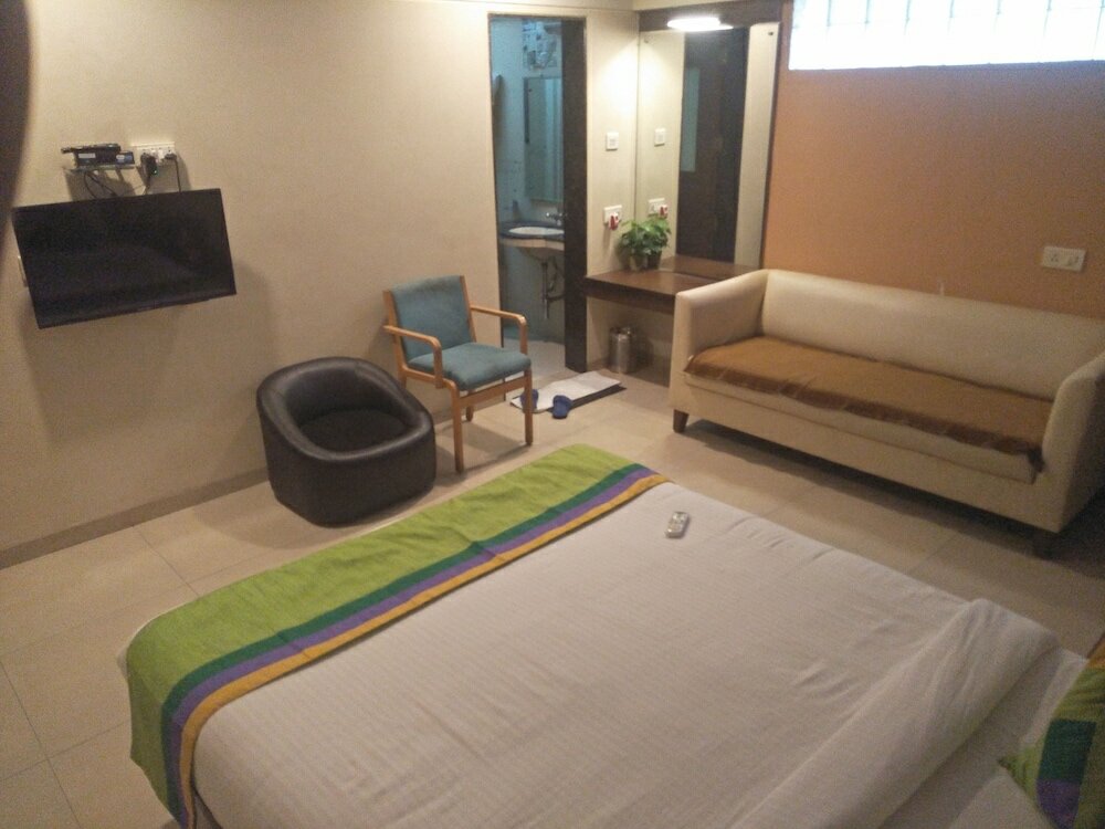 Фото Hotel Basera