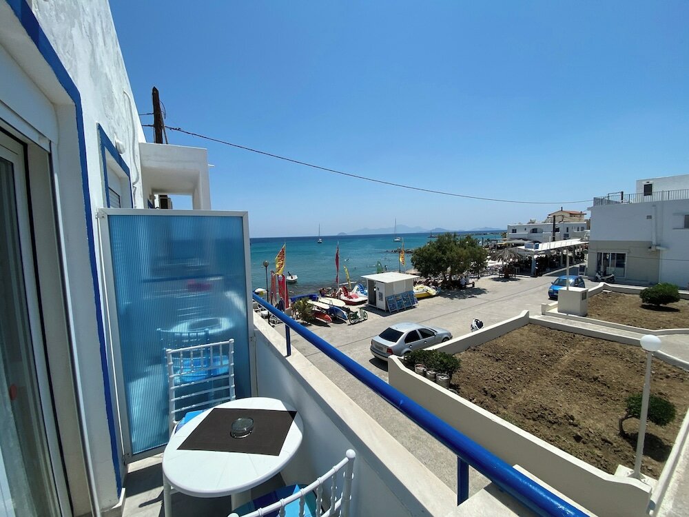 Фото Annoula Studio & Apartments