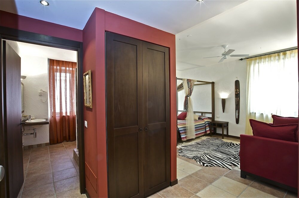 Фото Design Suite Tirano