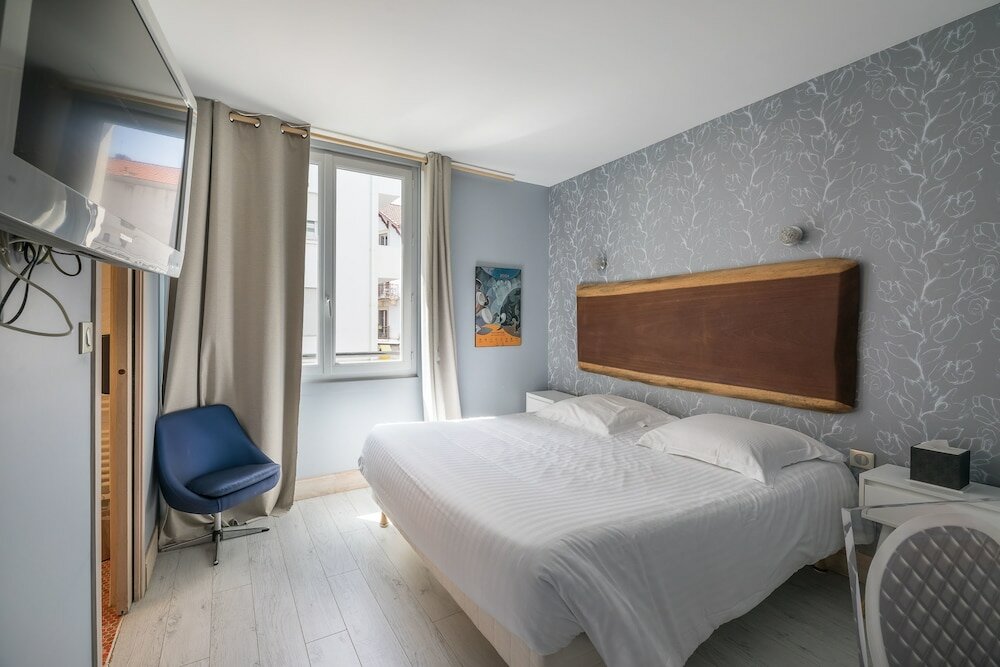 Фото Hôtel Cosmopolitain