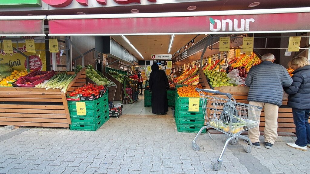 Supermarket Onur Market, Istanbul, photo