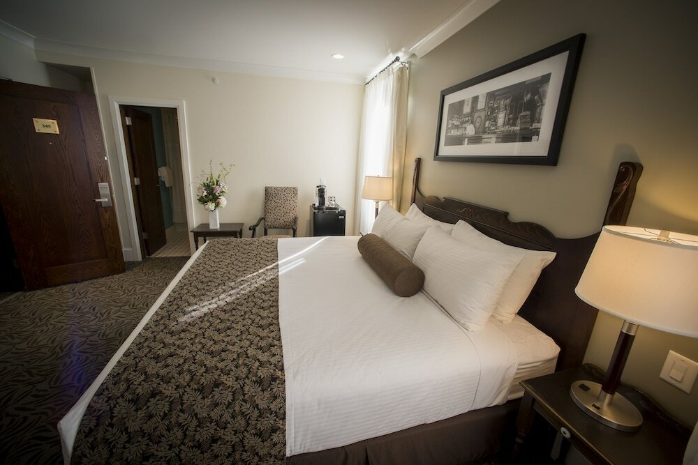 Фото Hume Hotel & SPA
