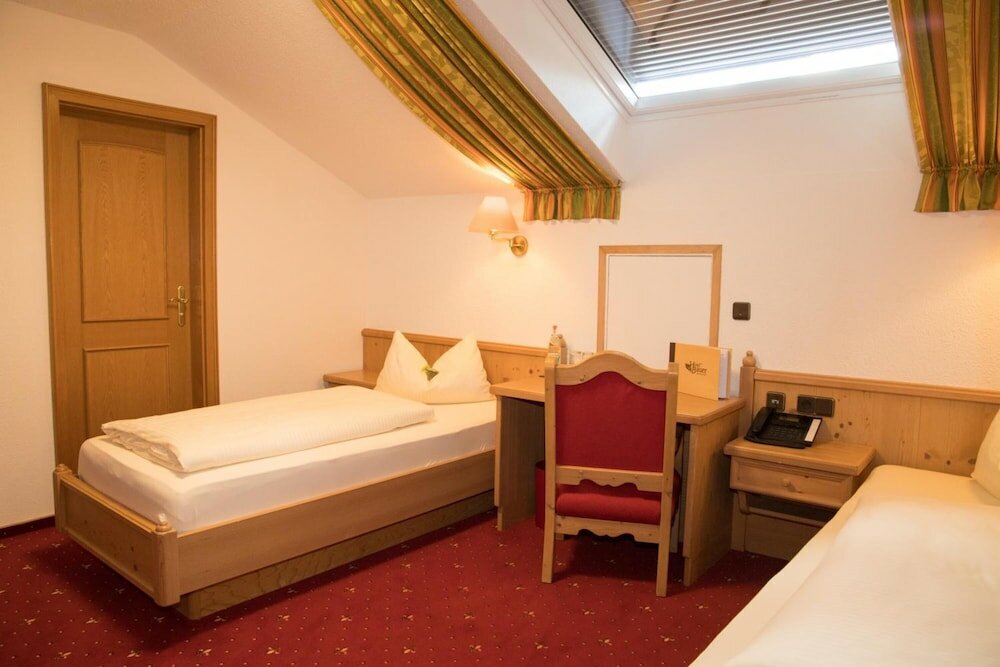 Фото Hotel Bauer garni