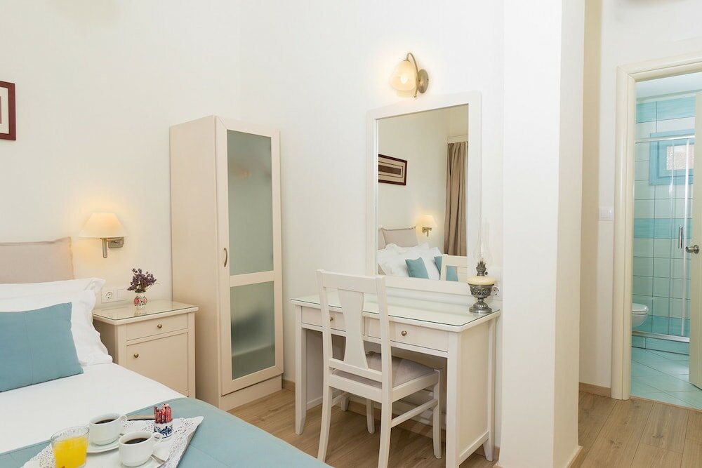 Фото Perigiali Hotel