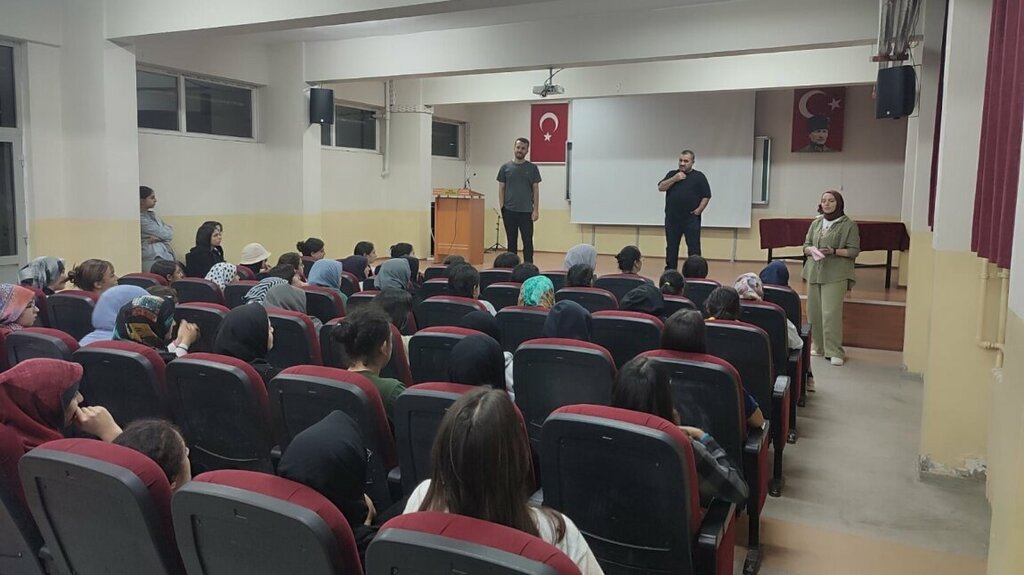 Lyceum Mus Fen Lisesi, Mus, photo