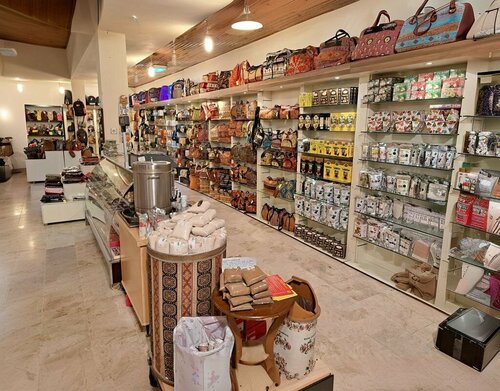 Shopping mall Cafe Mola Firik's, Akseki, photo