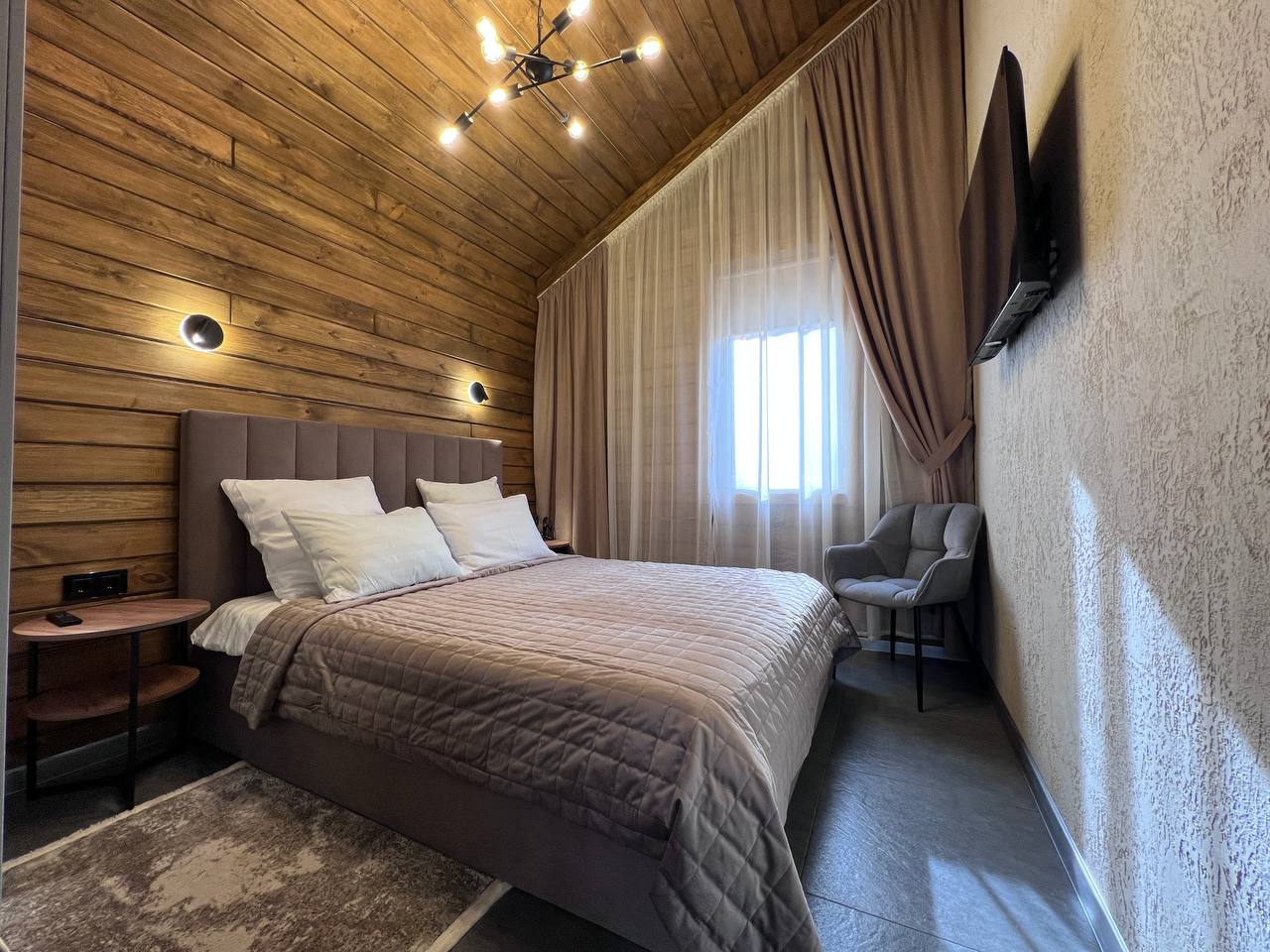 Фото Gedeon House