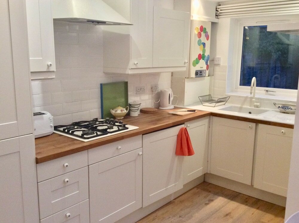 Фото The Old Bookbinders Retreat