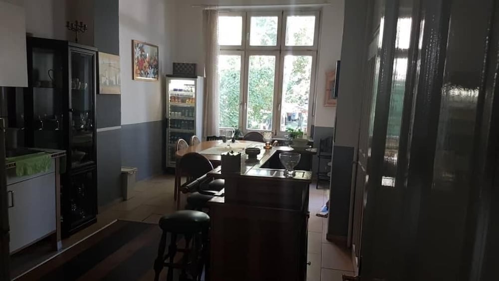 Фото A&s Ferienwohnungen Koblenzer Strasse